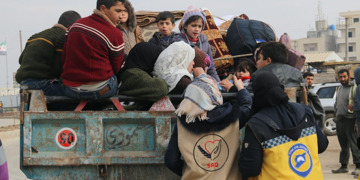 Relief teams distribute aid to Syrian refugees | © Mohammad Bash/Shutterstock