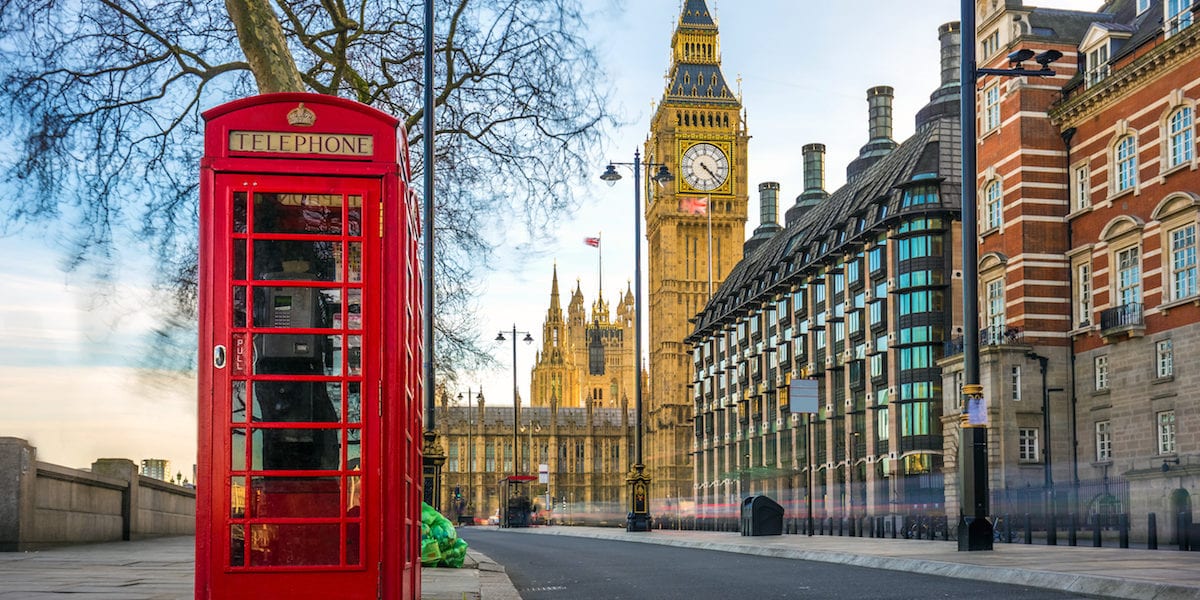 Support the female entrepreneurs of London by visiting these woman-owned businesses and historical sites © | ZGPhotography/Shutterstock