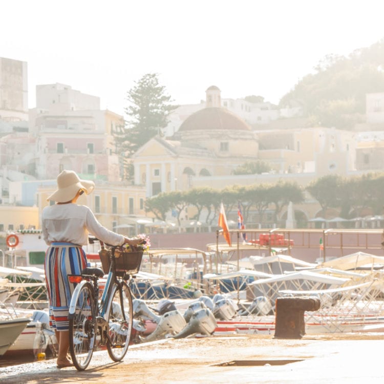 Bicycle Safety Tips for Female Travelers