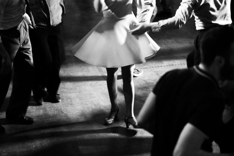 Vintage photo of people dancing | © Mirko Macari