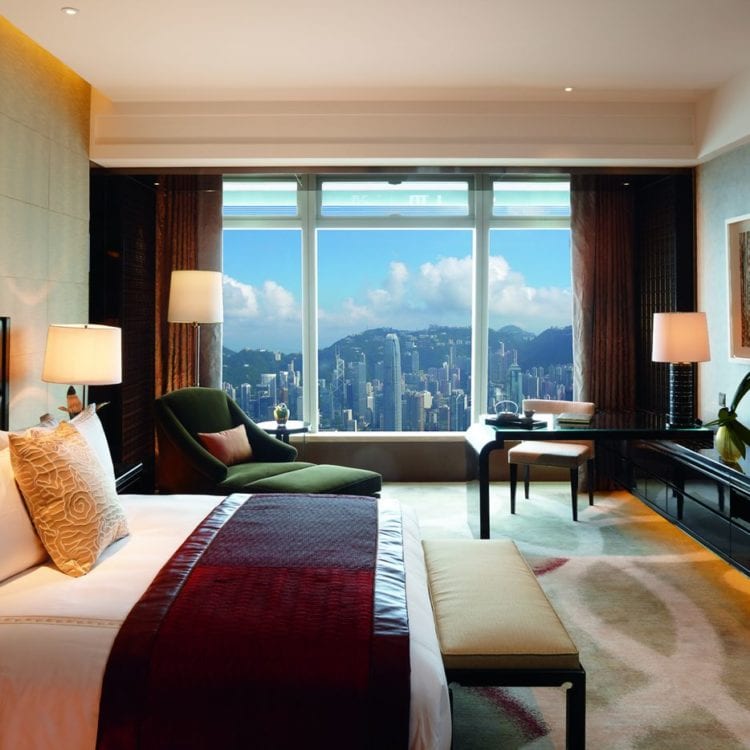 Review: The Ritz Carlton Hong Kong