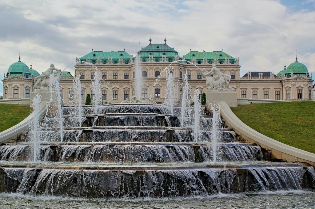 The Belvedere Palace and Museum in Vienna, Austria | © Dušan veverkolog/Unsplash