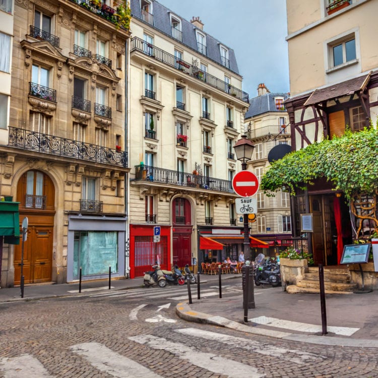 How to Experience 1920s Paris on Your Next Trip