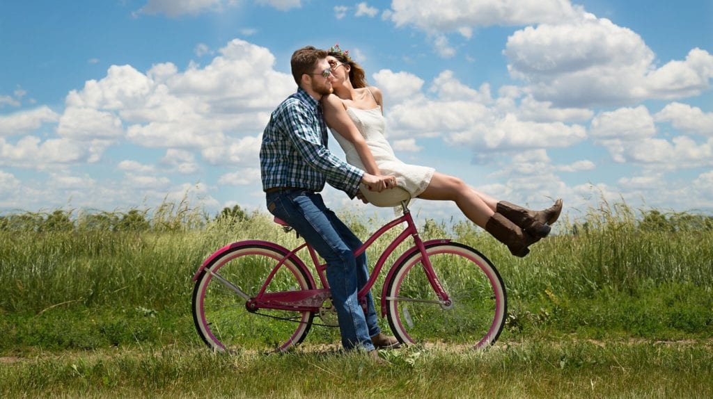 Couple biking | © Karen Warfel/Pixabay
