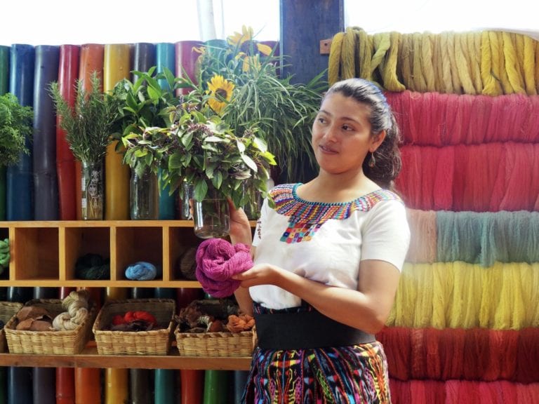 Johana of Casa Flor Ixcaco shows what plants are used for the natural dyes | © Nikki Vargas/Unearth Women