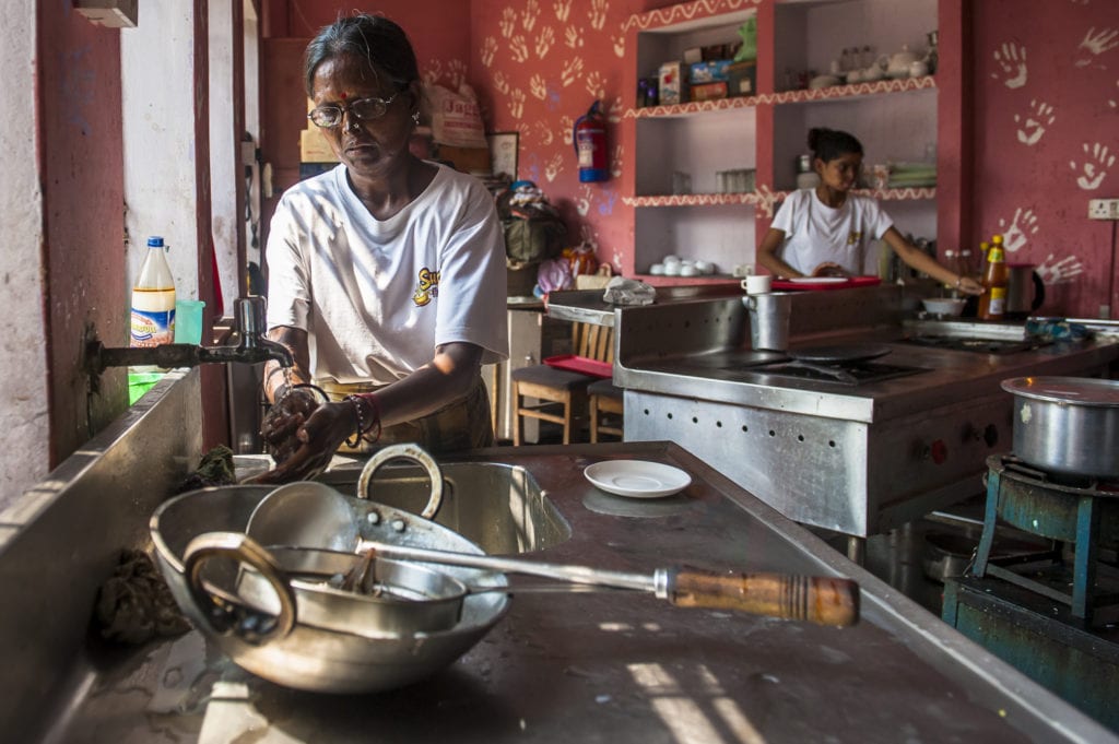 An acid attack survivor working at Sheroes Hangout in India | © Barcroft Media/Getty Images