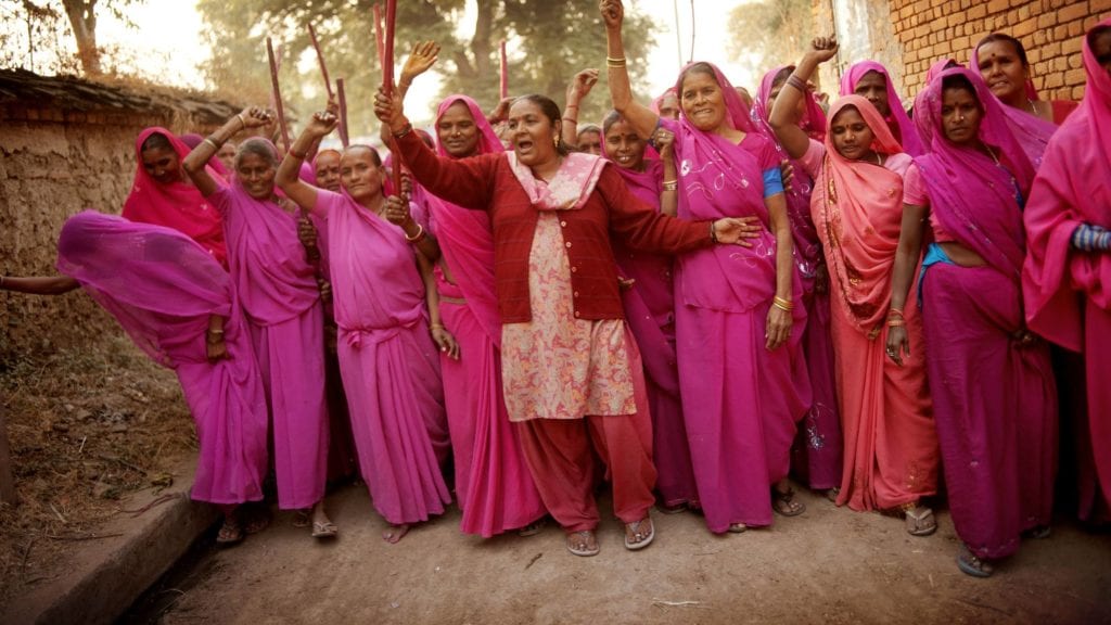 Members of the Gulabi Gang  | © Jonas Gratzer/LightRocket via Getty