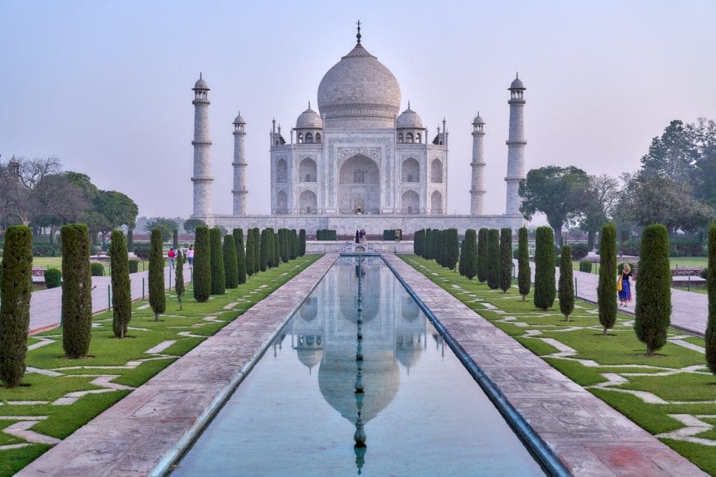 The Taj Mahal in Agra, India © | Julian Yu/Unsplash