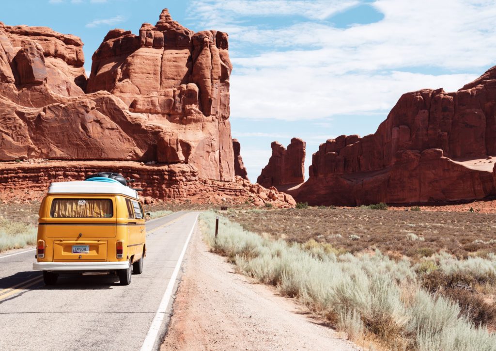 Road trips are on the rise and is a travel trend here to stay | © Dino Reichmuth/Unsplash